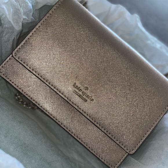 Kaye Spade Purse w/ chain - Picture 1 of 3